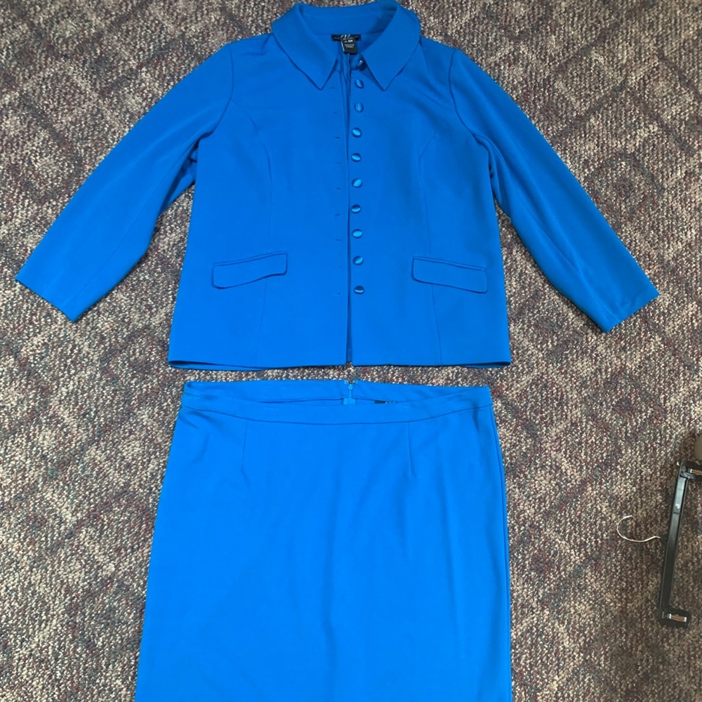 Midnight Velvet 2PC Suit